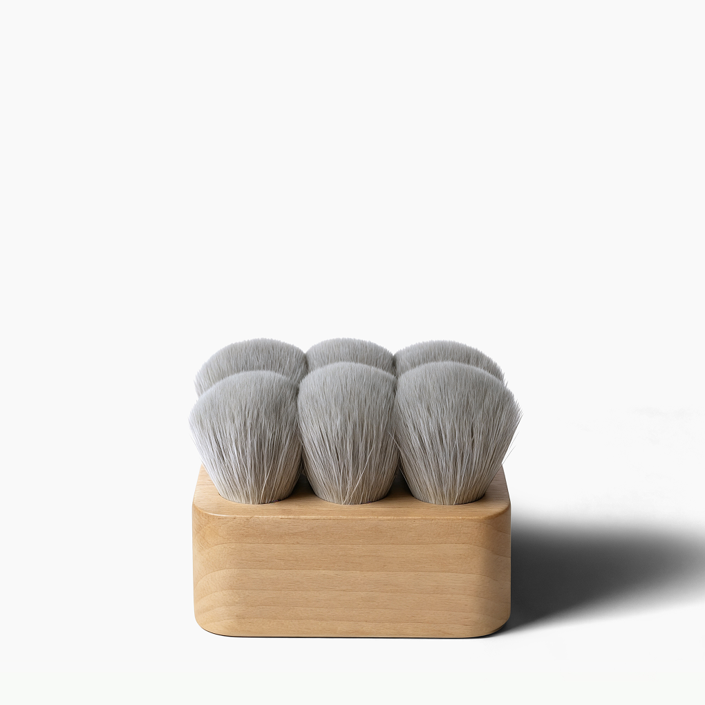 The Omno Body & Face Brush
